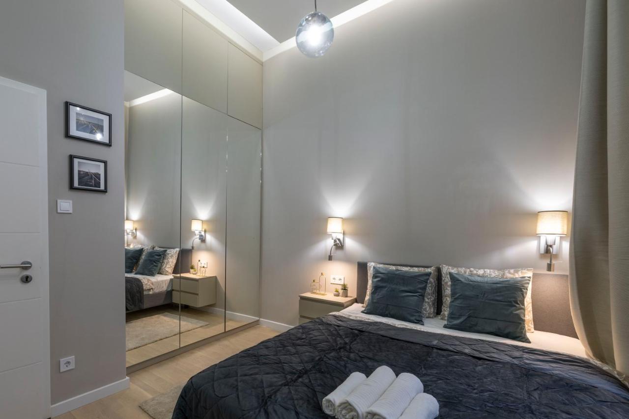 Luxurious & Spacious Central Residence With Balcony Budapest Eksteriør billede